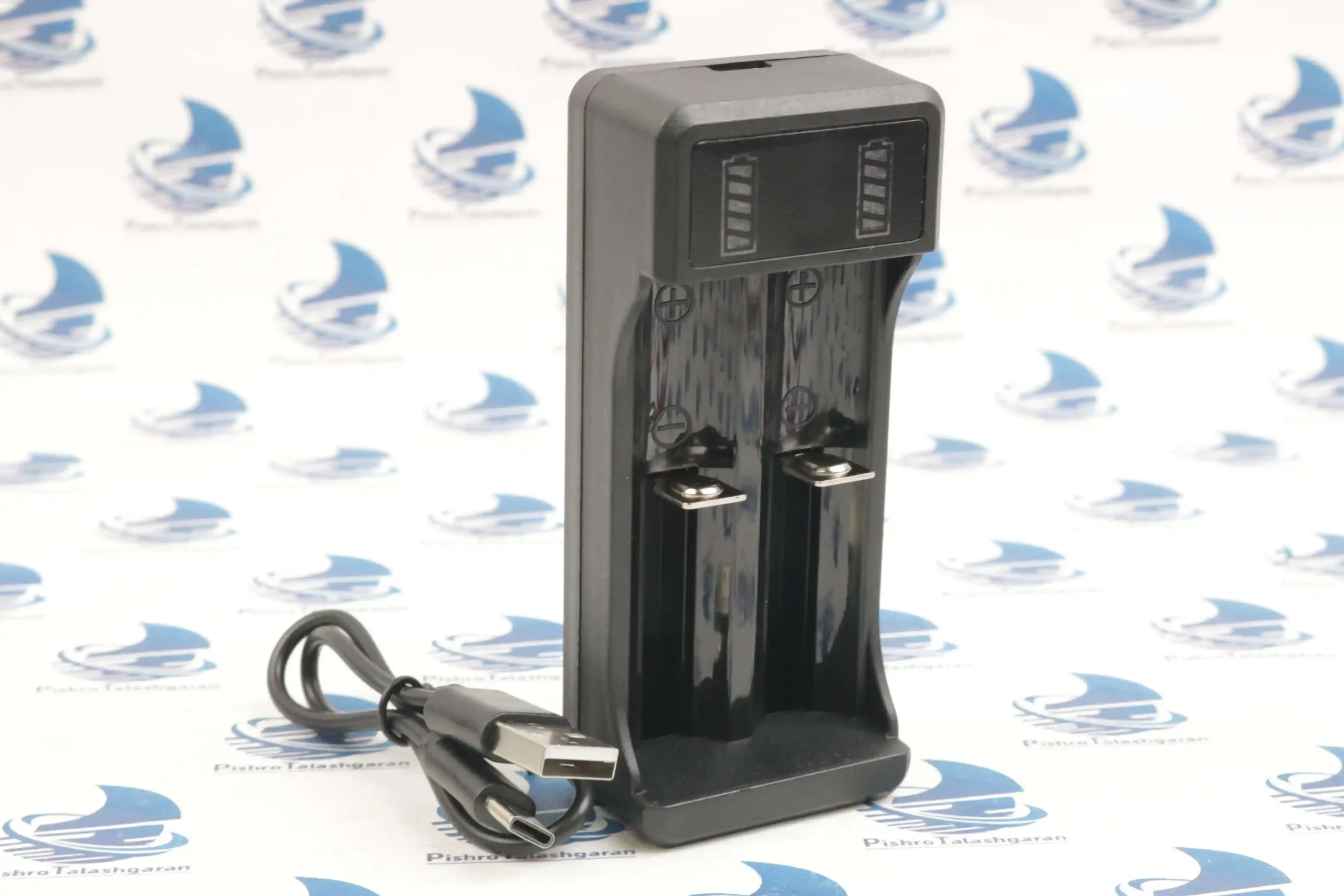 قیمت شارژر باتری لیتیوم یون دوتایی با قابلیت قطع خودکار USB خرید شارژر باتری لیتیوم یون دوتایی با قابلیت قطع خودکار USB